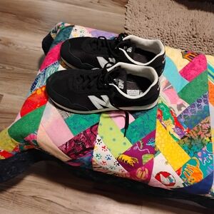 New Balance Men Sneakers Size 9